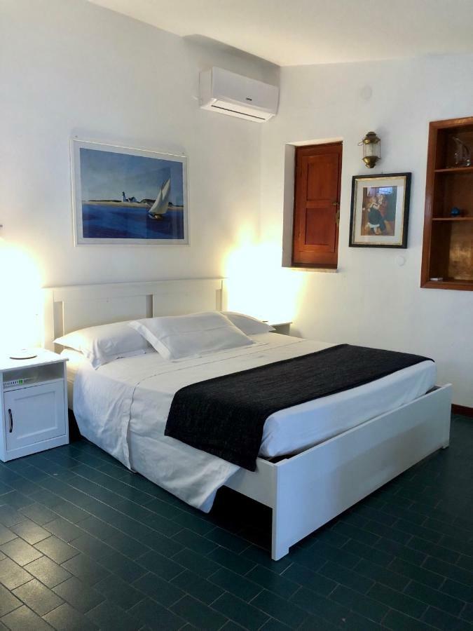 Le Due Pigne (adults Only) Taranto